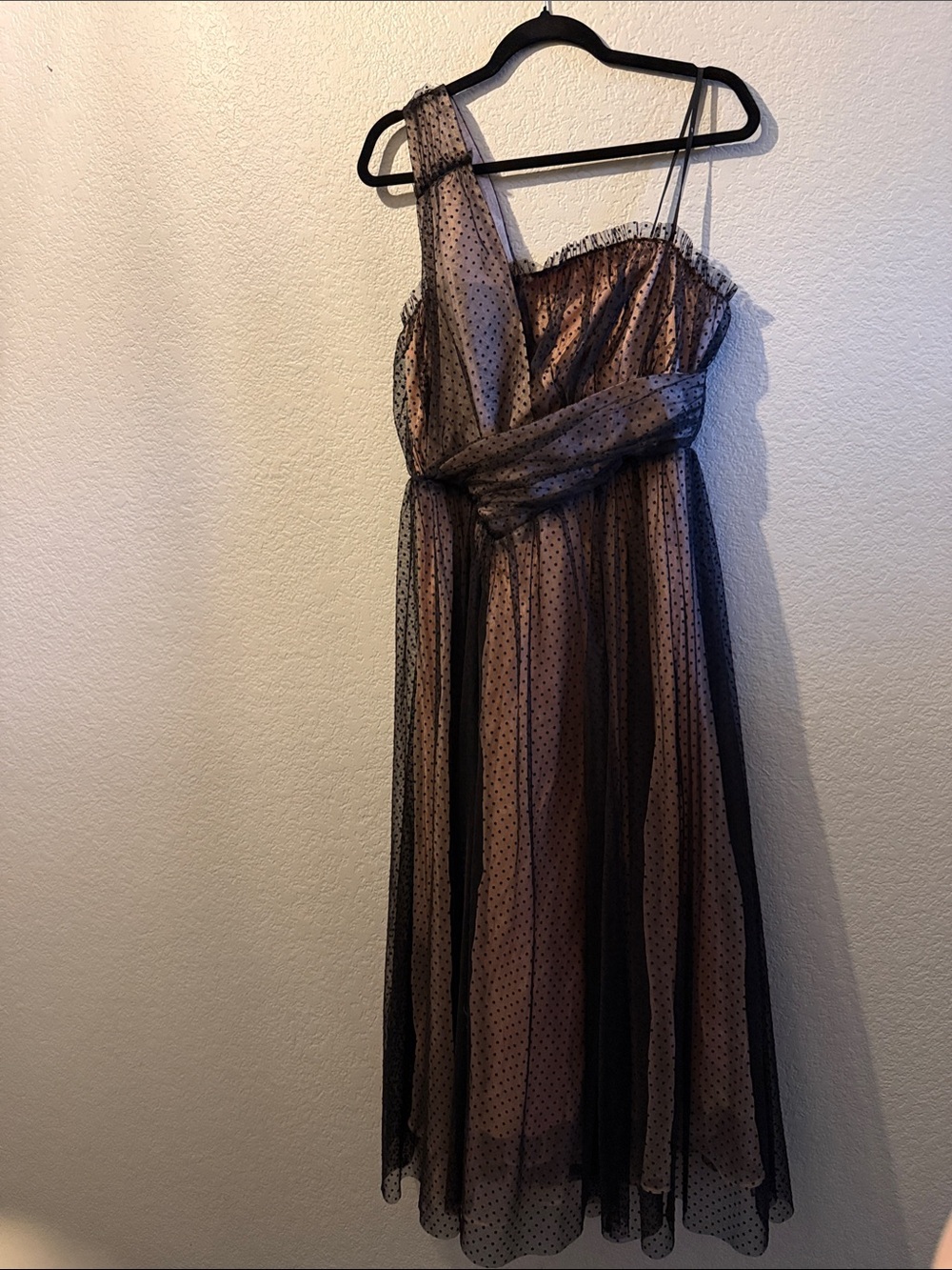 NWT Anthropologie One-Shoulder Black Polka Dot Tulle Midi Dress with Nude Lining
